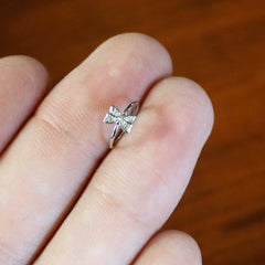20G 5/16 Textured Little Bow Seamless Nose Hoop