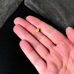 20G 7mm Happy Yellow Sunflower L Shape Nose Ring