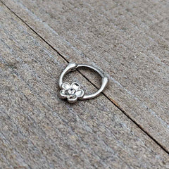 16G 5/16 Clear Gem Sweetheart Flower Cartilage Clicker